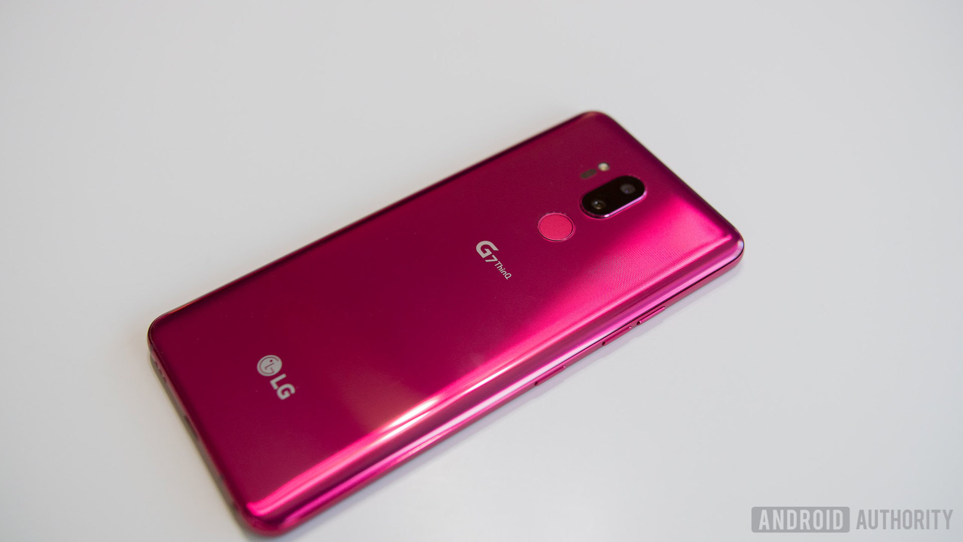 LG G7 Review-4 LG G7 ThinQ lying face down