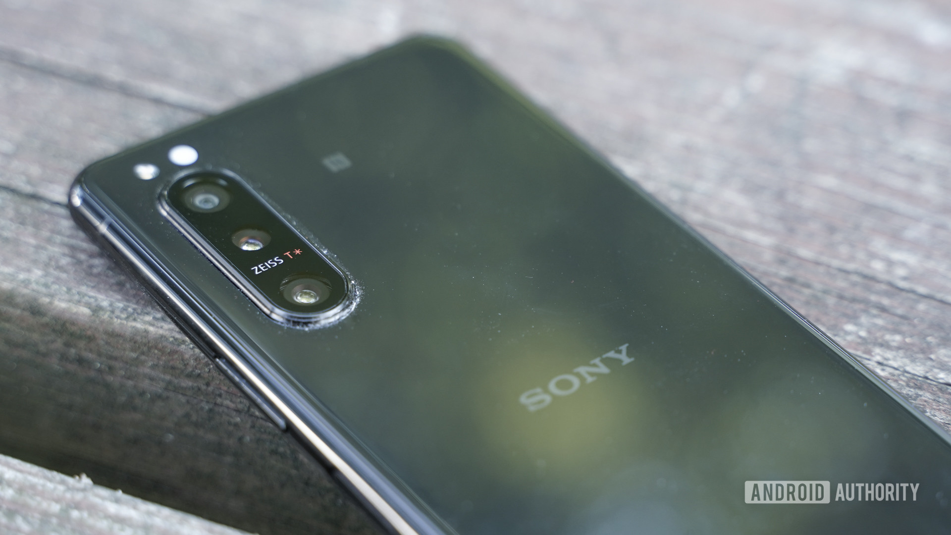 Sony Xperia 5 II camera bump Sony Xperia 5 II camera bump