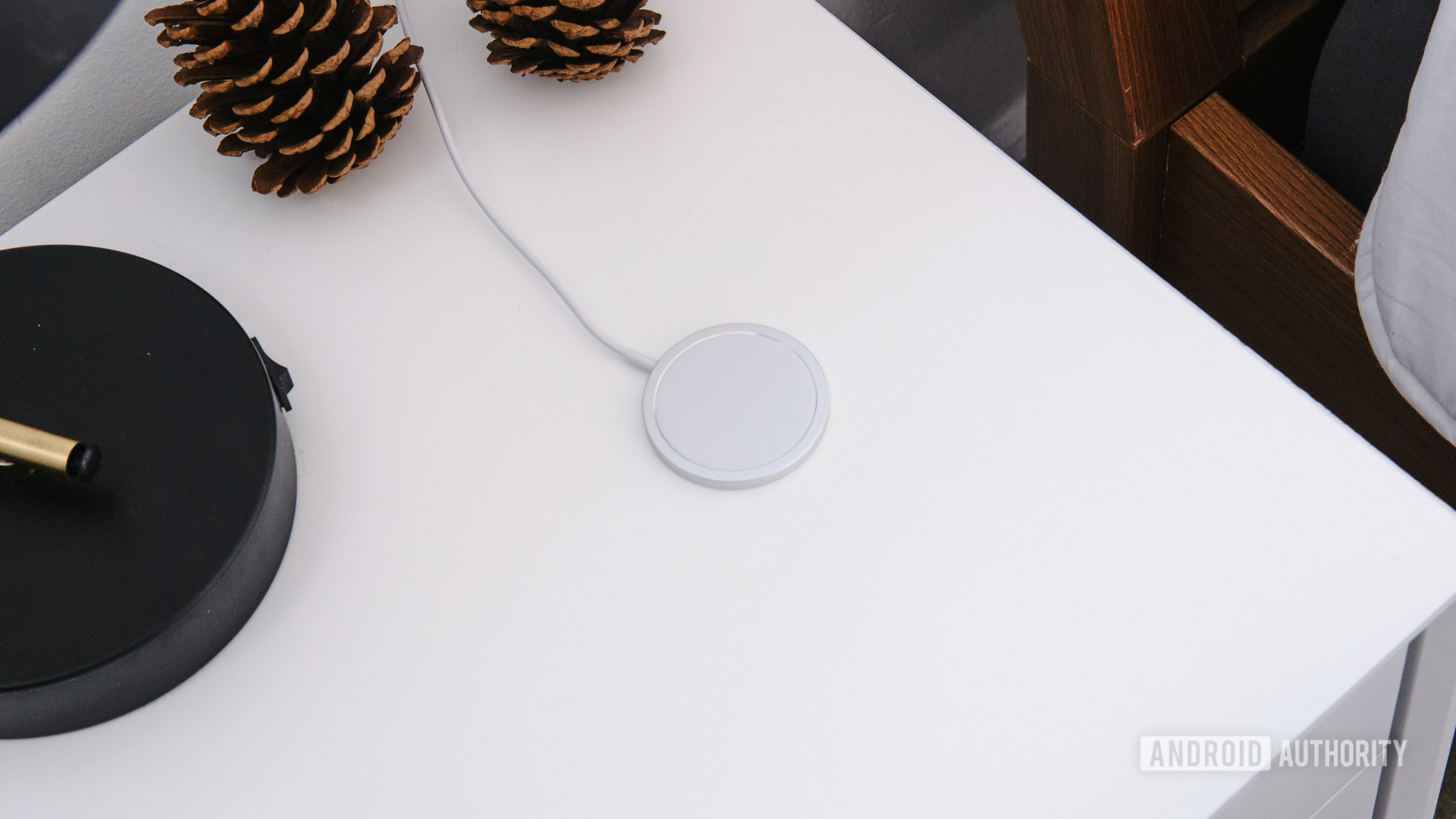 MagSafe Solo without iPhone MagSafe Solo without iPhone