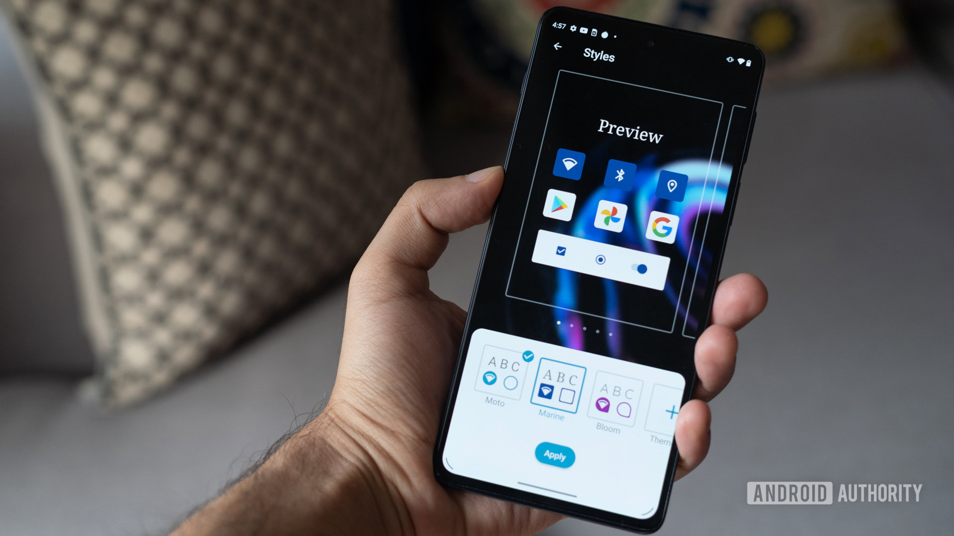 Moto Edge 20 Pro showing Moto styles