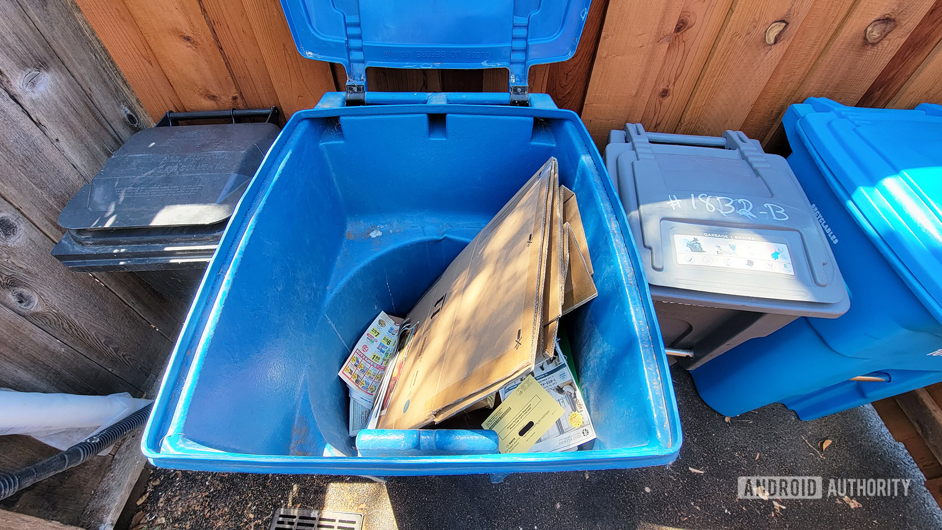 Recycling Bin Cardboard Trash Recycling Bin Cardboard Trash