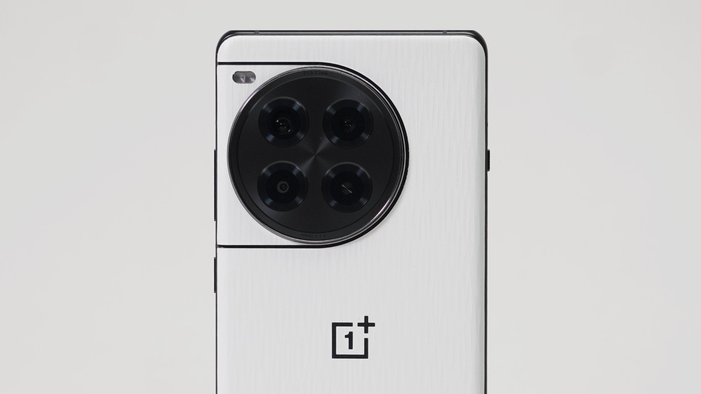 OnePlus 12 Unreleased CMF prototype 1 2 OnePlus 12 Unreleased CMF prototype 1 2