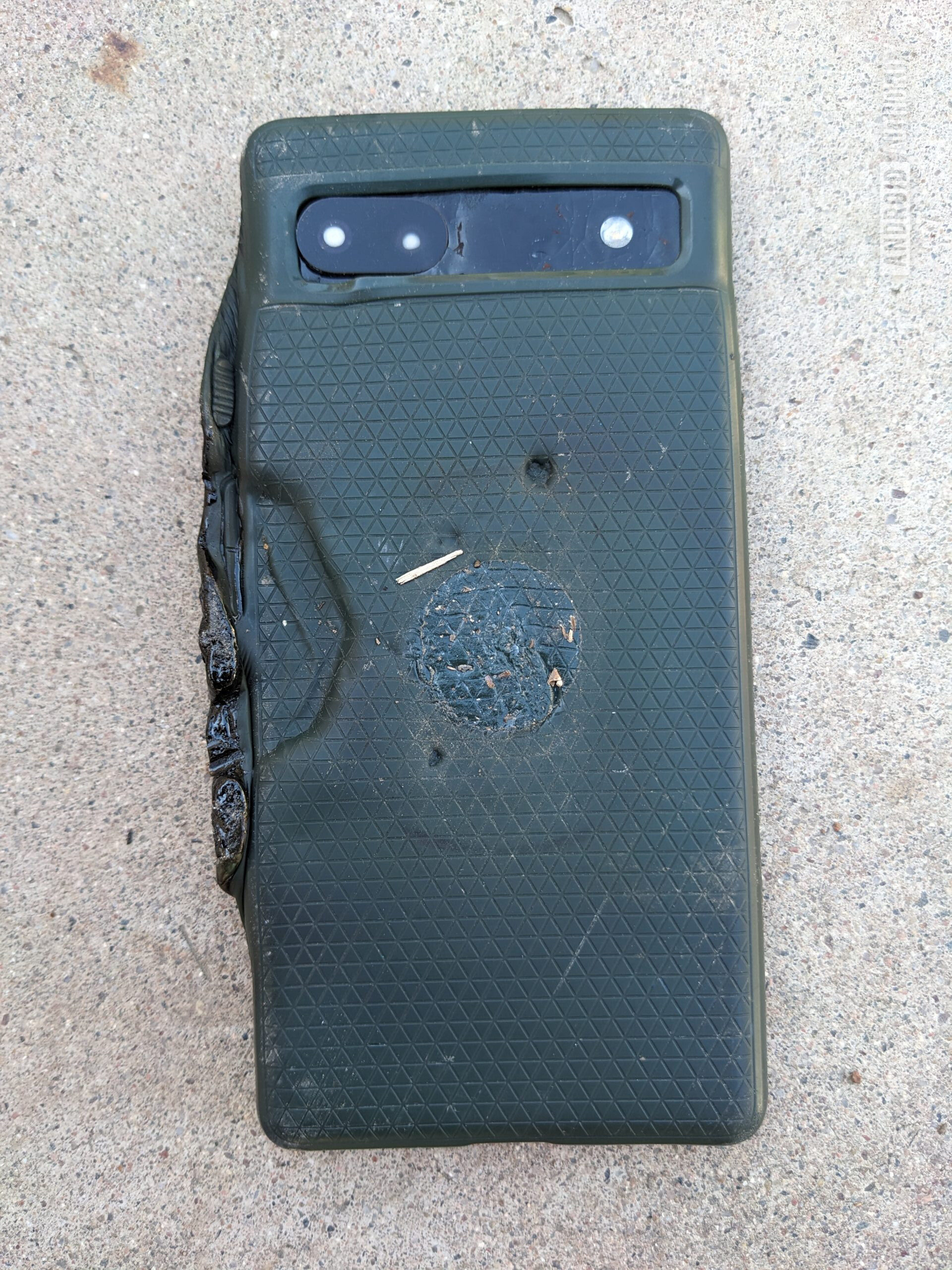Google Pixel 6a Melted Images (3)