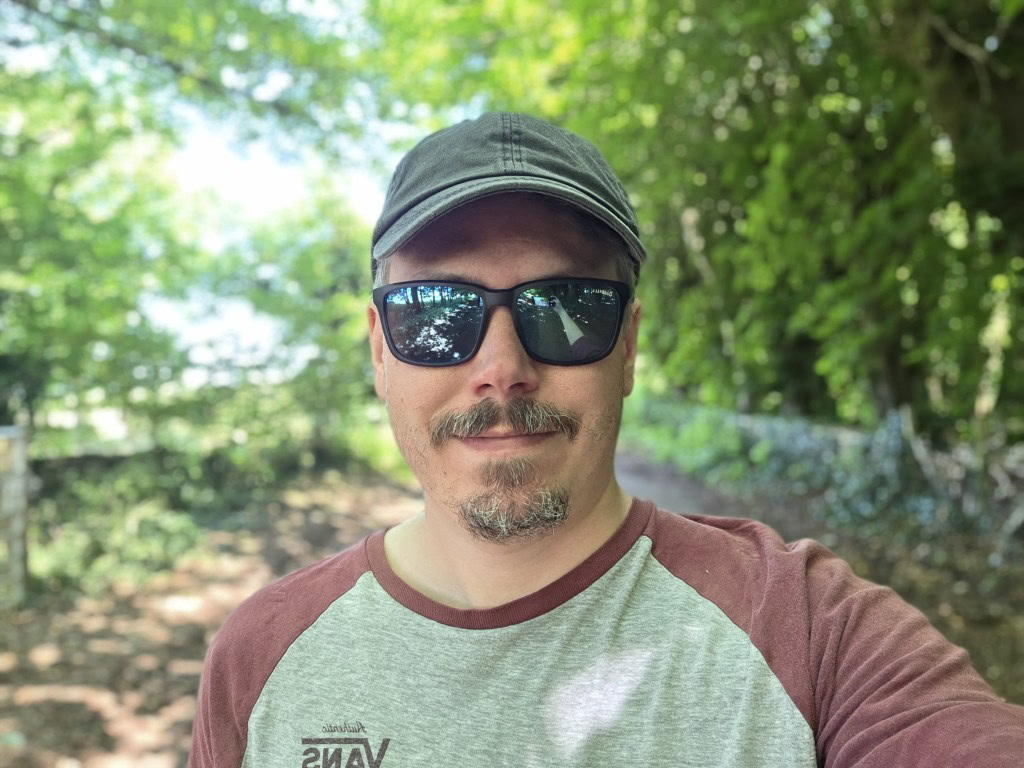 Samsung Galaxy S25 Ultra camera sample selfie